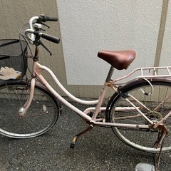 ピンク色 自転車 ママチャリ