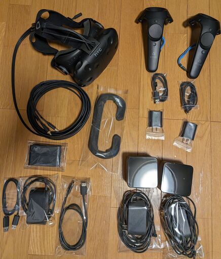 HTC VIVE | VR ヘッドマウントディスプレイ HMD ベースステーション コントローラ