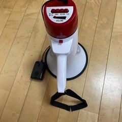 拡声器　メガホン