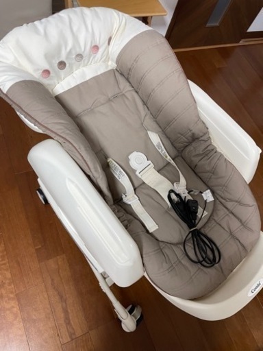コンビ　ネムリラ　電動ベビーラック