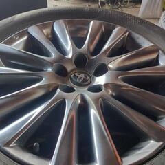 トヨタ純正ホイール18インチ