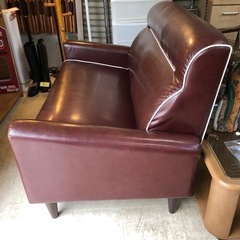 赤茶2人掛けソファ