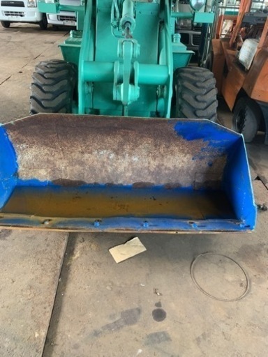 三菱WS200 ホイルローダー タイヤショベル 本体税别