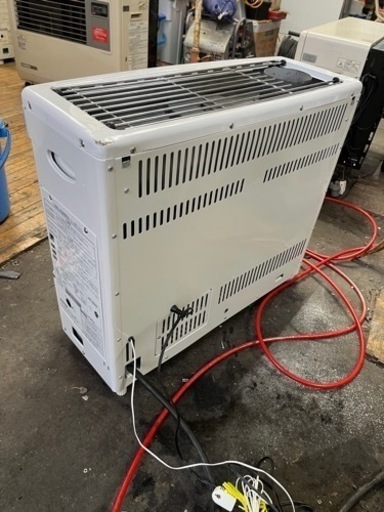 写真追加☆2020年製 トヨトミ 煙突式 石油 ストーブ HR-650K トヨトミ