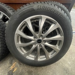 ハリアー　ブリジストン  スタットレス ホイール付き