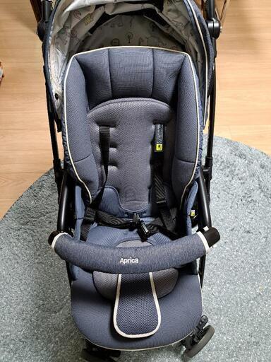 【価格交渉可能】Aprica　ラクーナビッテクッション　アニマーレ
