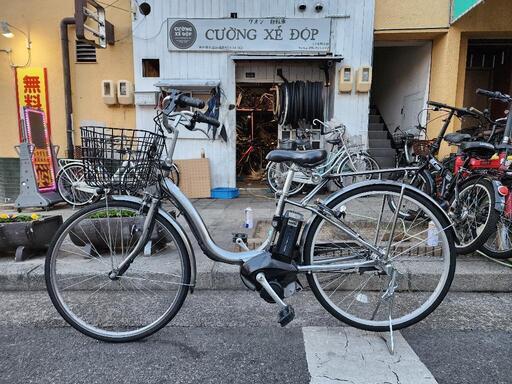 　電動自転車　ブリヂストン　２６インチ　８．７ＡＨ　４点　充電器　なし　３変速　シルバー　配達可能