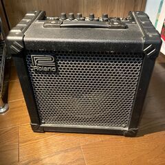 RolandのギターアンプCUBE30