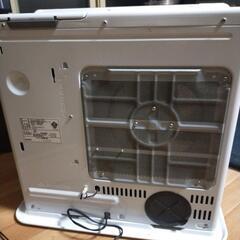 コロナ　CORONA  石油ストーブ　ファンヒーター　ストーブ　暖房器具