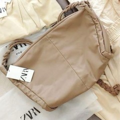 ZARA ザラ オーバルショルダーバッグ