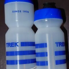 新品 未使用 TREK トレック Voda Flag ウォーターボトル