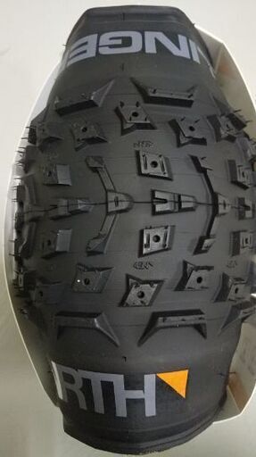 45NRTH Dillinger 5 26 x 4.8