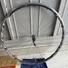 SHIMANO RS-80 軽量ホイール