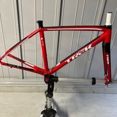 TREK マドン2.1