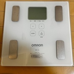 OMRONの体重機