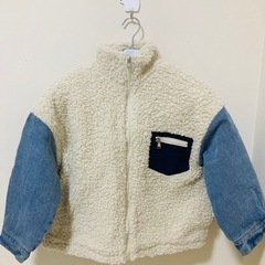 《新品》キッズ　アウター　140