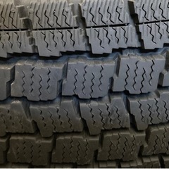 今年購入の、スタッドレスタイヤ(ホイール付き)