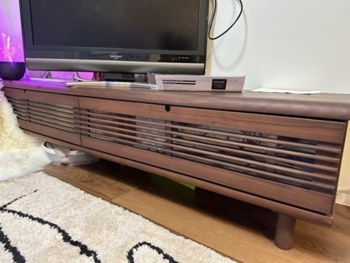 テレビ台　LOW BOARD RETTA