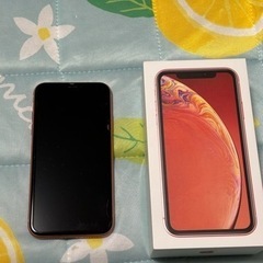 iPhone XR Coral 128 GB au SIMロック...