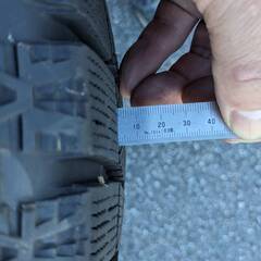 215/60/R17　スタッドレスタイヤ4本セット　2020年　ブリジストン製　タイヤのみ