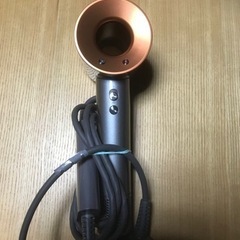 新品ダイソン　ドライヤー　hd15