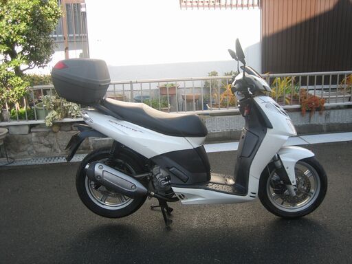 アプリリアスポーツシテイ２５０　美車動画付