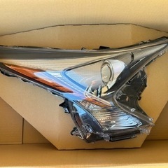 プリウス50 ZVW50 ヘッドライト右側　