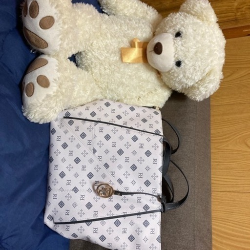 新品バックFIRANOVITA
