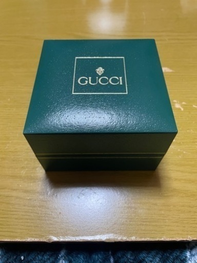 GUCCI アナログ時計