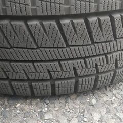 スタッドレスタイヤ アルミセット スイフトスポーツZC33Sに使用