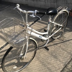 【受取者決定しました】パンクしている古い自転車　