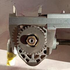 ユンボ古河FH11油圧ポンプ中古品