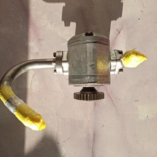 ユンボ古河FH11油圧ポンプ中古品 - その他 