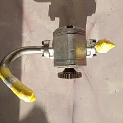 ユンボ古河FH11油圧ポンプ中古品