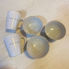 無料❗️ブルーのお茶碗、DEAN &DELUCAマグカップ