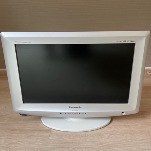 パナソニック　Panasonicビエラ　液晶テレビ　17インチ