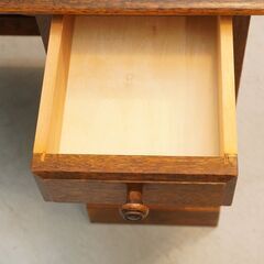 MITSUKOSHI(三越)の高級家具、Brugge(ブルージュ)のドレッサーです