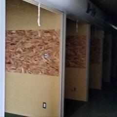 手動式シャッター に使ってました。