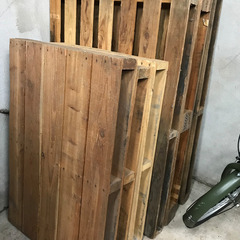 【無料】木製のパレット　木パレ　木パレット　DIY素材