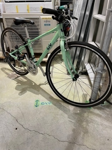 値下げしました！【自転車　クロスバイク】【GIANT  ( ジャイアント )  LIV】クリーニング済み【管理番号10612】