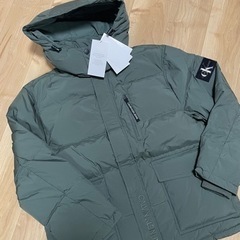 新品 Calvin Klein ダウンジャケット