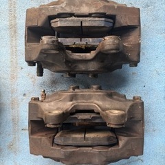 HCR32 スカイライン フロントキャリパー