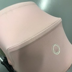bugaboo ベビーカー 幌ピンク 桃 美品 カバーつき、大変お得