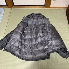 モンベル　パーマフロストダウンパーカー