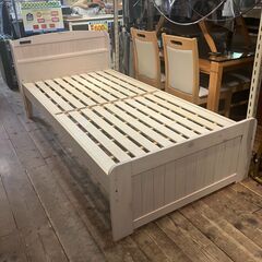 木製シングルベッド・フレーム