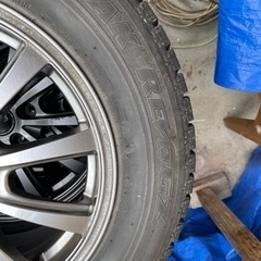 スタッドレスタイヤ 215 /60R16 年末には処分予定です?
