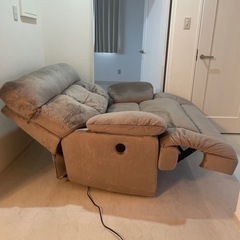 自動リクライニングカウチソファ　イエローボックス