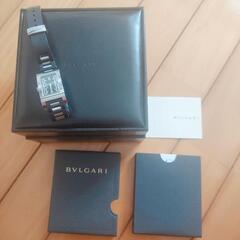 BVLGARI　ブルガリ　腕時計　レッタンロゴ　黒