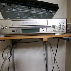 HITACHI 日立 S-VHS ビデオデッキ 7B-BS700...