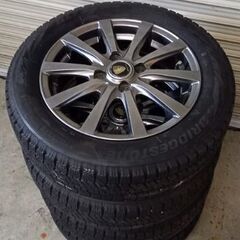 軽自動車用14インチスタッドレスタイヤアルミホイール4本セット